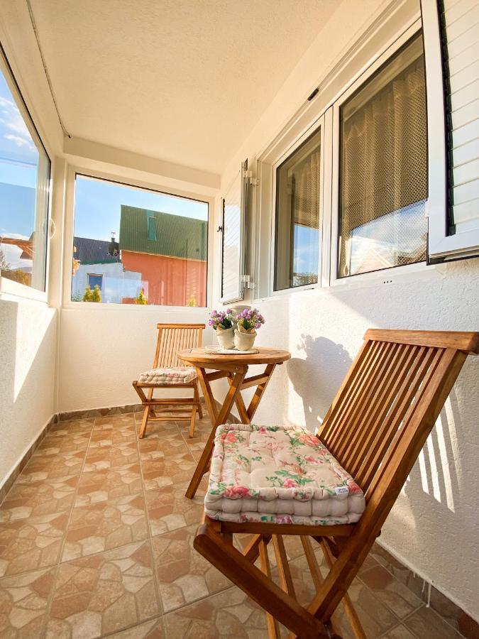 Guest House Sara Žabljak Esterno foto