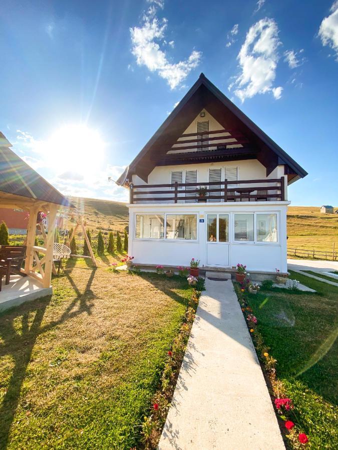 Guest House Sara Žabljak Esterno foto