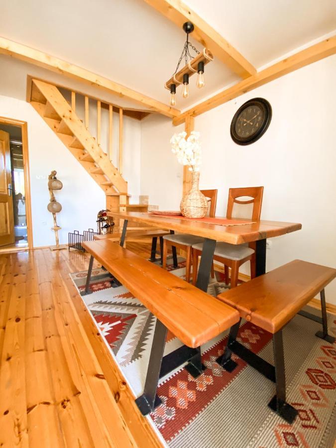 Guest House Sara Žabljak Esterno foto