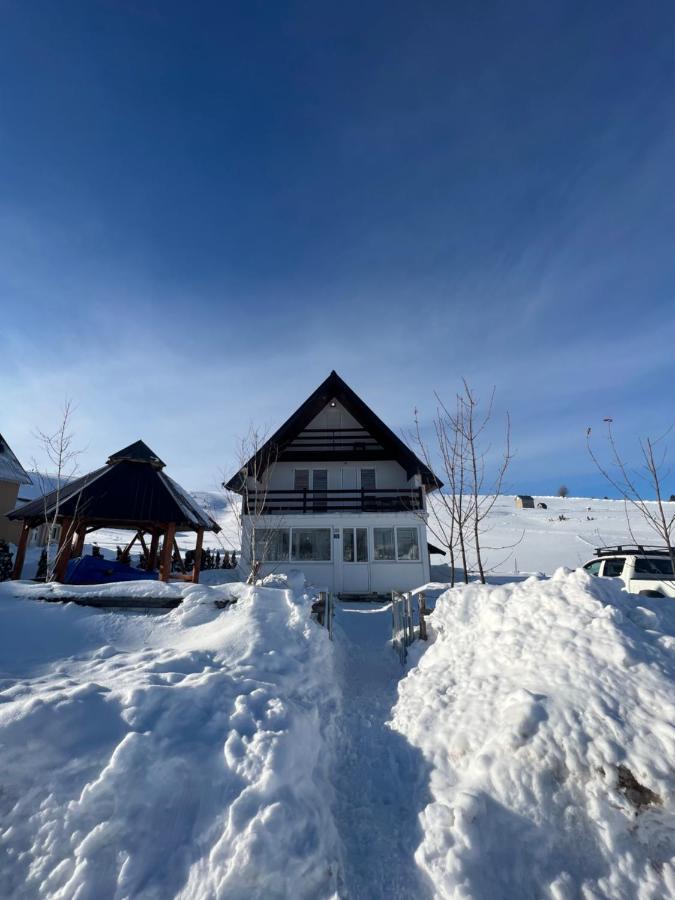 Guest House Sara Žabljak Esterno foto