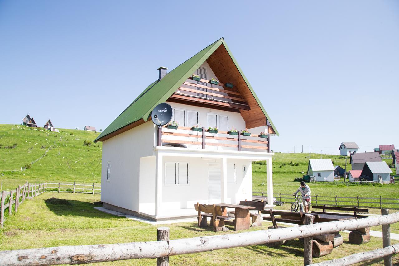 Guest House Sara Žabljak Esterno foto